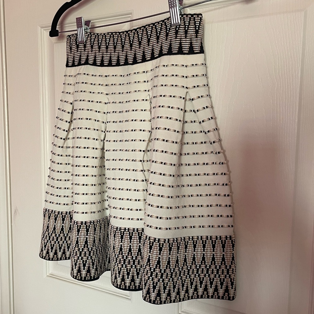 Maje back and cream printed pleated skirt